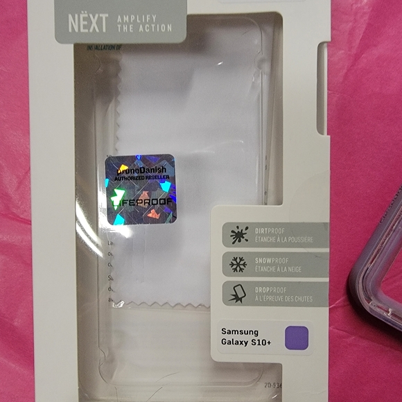 **SOLD**LifeProof Case for Samsung S10 Plus - Picture 2 of 3
